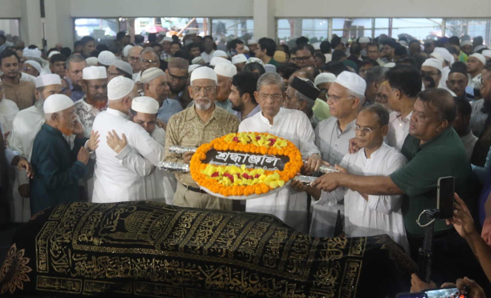 সাংবাদিক রুহুল আমিন গাজীর প্রতি বিএনপির শ্রদ্ধা